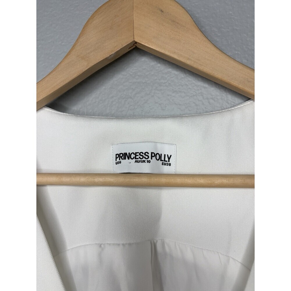 Princess Polly Women’s White Vest Top US 6/Medium V NeckLine - Picture 3 of 6